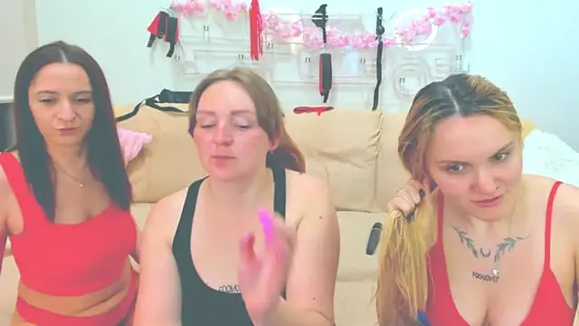 MagicEyess online show from 04/11/26, 06:43