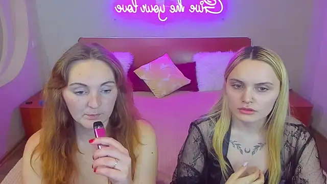 Snapshot of MagicEyess chatting on 12/21/25, 06:20 MagicEyess online show from 12/21/25, 06:20