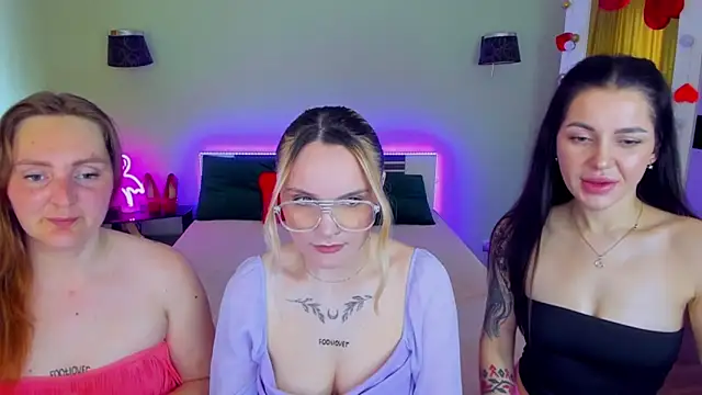 MagicEyess online show from 05/18/26, 07:13