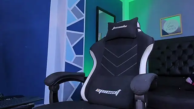 alex oficial online show from 02/19/26, 05:37