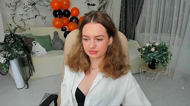 MiracleCurly online show from 10/29/25, 07:13