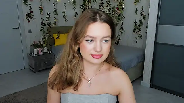 MiracleCurly online show from 11/28/25, 04:18