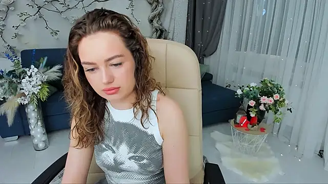 MiracleCurly online show from 05/08/26, 04:11