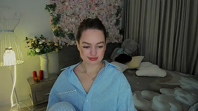 MiracleCurly online show from 11/12/25, 06:12