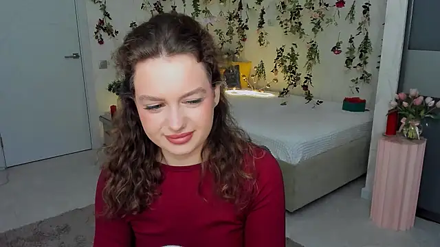 MiracleCurly online show from 04/05/26, 10:11