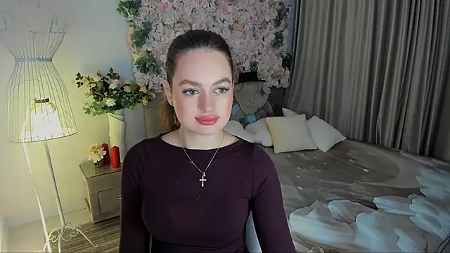 MiracleCurly online show from 11/18/25, 07:39