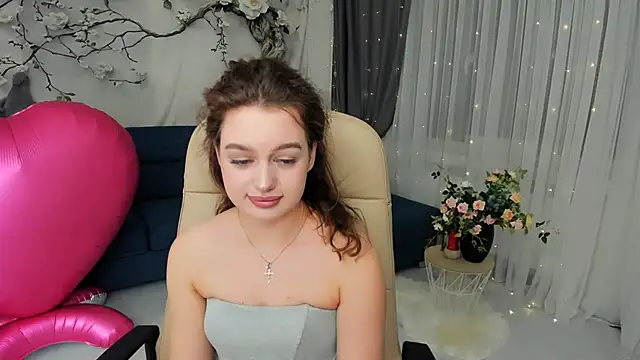 MiracleCurly online show from 02/15/26, 06:07