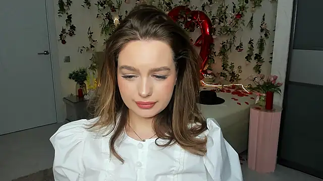 MiracleCurly online show from 03/08/26, 10:07