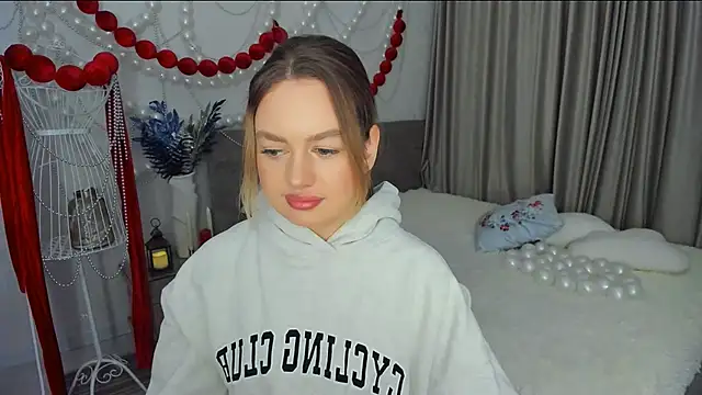 MiracleCurly online show from 12/22/25, 04:07