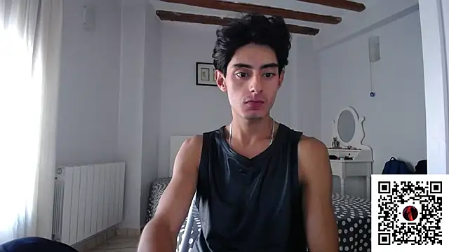 Snapshot of MagnoZaniah chatting on 10/23/25, 03:10 MagnoZaniah online show from 10/23/25, 03:10