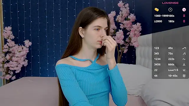 Snapshot of -Mirror-Girl- chatting on 03/19/25, 02:59 -Mirror-Girl- online show from 03/19/25, 02:59