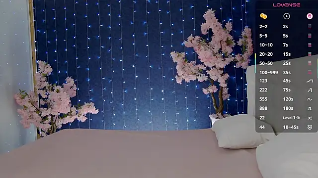 -Mirror-Girl- online show from 12/04/25, 06:34