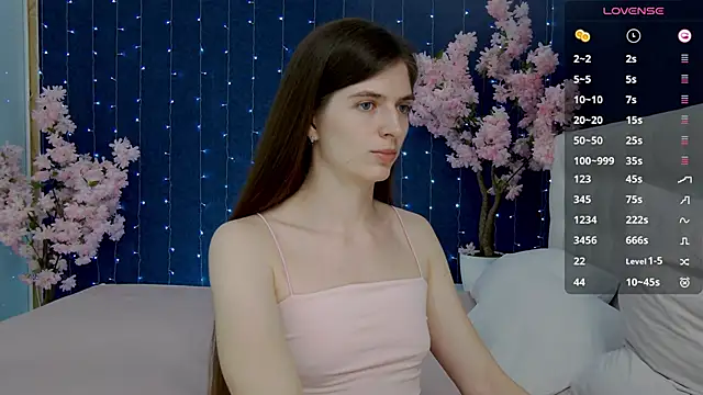 Snapshot of -Mirror-Girl- chatting on 03/13/25, 01:29 -Mirror-Girl- online show from 03/13/25, 01:29