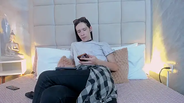 Hecatee 77 online show from 09/22/25, 07:53