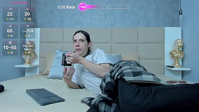 Hecatee 77 online show from 04/04/26, 07:20