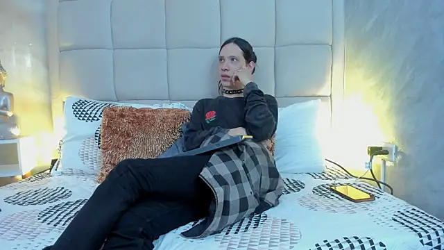 Hecatee 77 online show from 02/04/26, 07:53