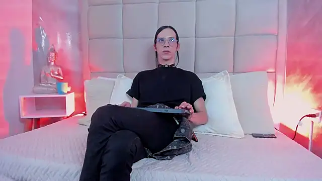 Hecatee 77 online show from 11/13/25, 07:51