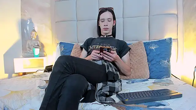 Hecatee 77 online show from 10/13/25, 07:37