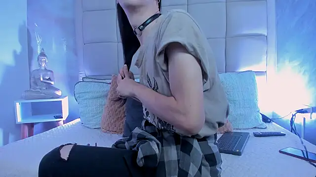 Hecatee 77 online show from 11/18/25, 07:28