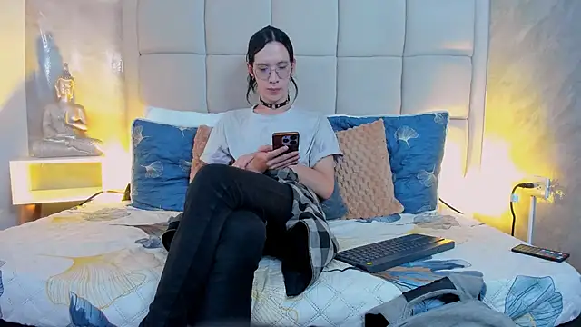 Hecatee 77 online show from 10/09/25, 07:58