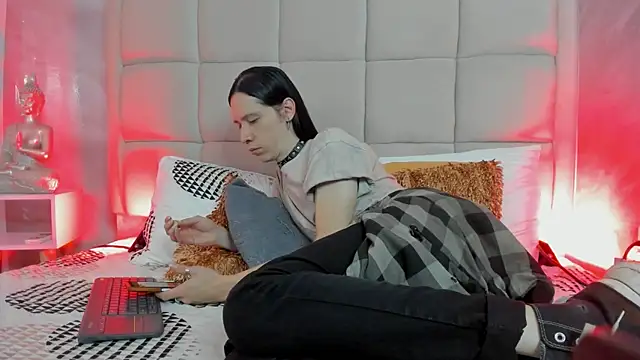 Hecatee 77 online show from 02/18/26, 07:54