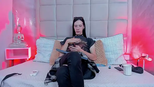 Hecatee 77 online show from 11/20/25, 07:58