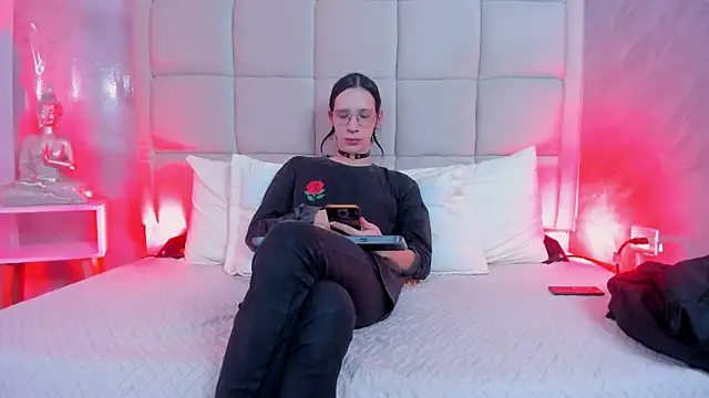 Hecatee 77 online show from 12/02/25, 07:48