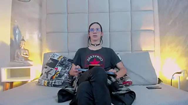 Hecatee 77 online show from 11/06/25, 07:51