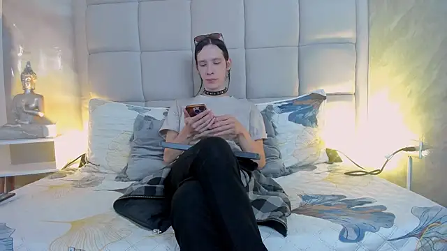 Hecatee 77 online show from 01/10/26, 07:42