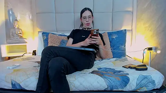 Hecatee 77 online show from 10/11/25, 07:48