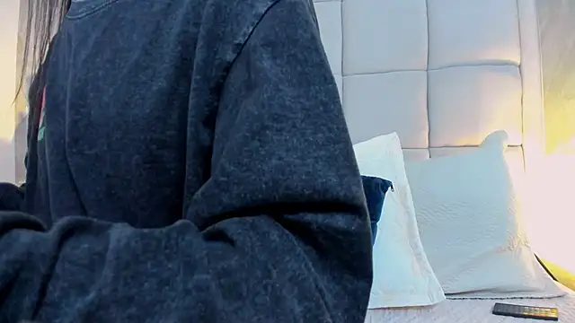 Hecatee 77 online show from 11/10/25, 07:41