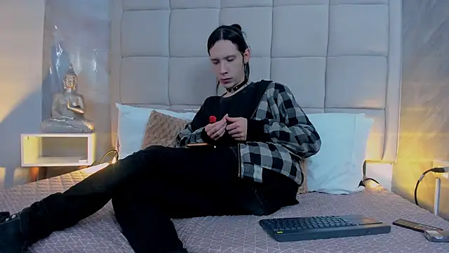 Hecatee 77 online show from 10/01/25, 08:24