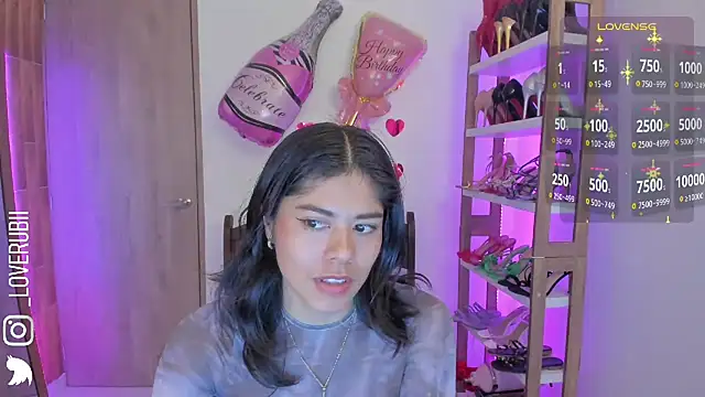 Snapshot of loverubii chatting on 02/20/26, 05:04 loverubii online show from 02/20/26, 05:04