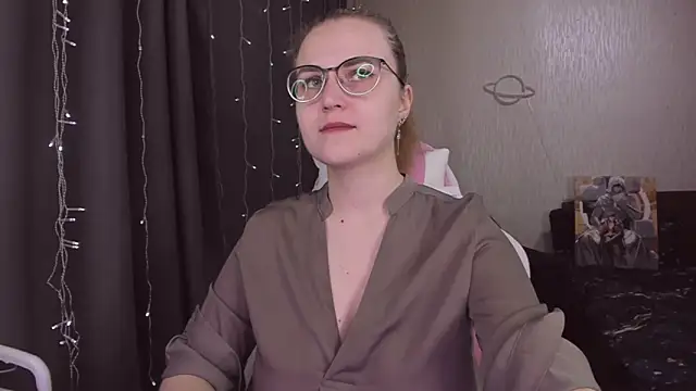 MissBrightShine online show from 12/16/25, 11:14