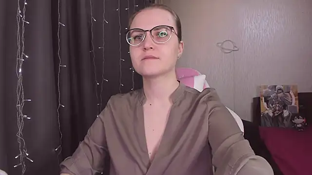 MissBrightShine online show from 02/05/26, 12:01