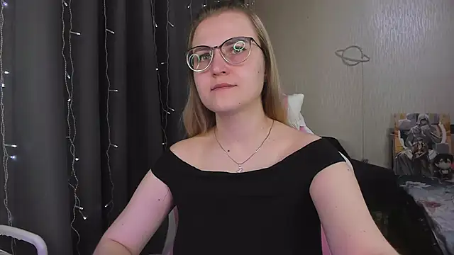 MissBrightShine online show from 04/25/26, 11:35