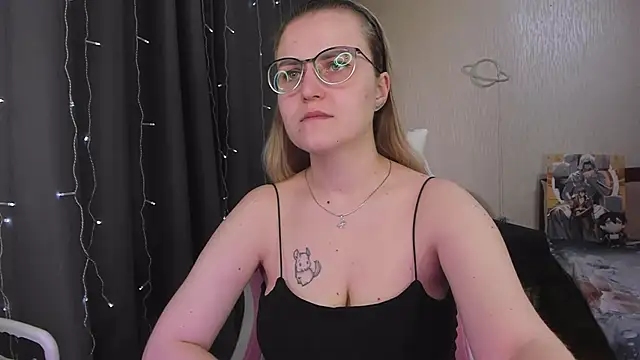 MissBrightShine online show from 04/30/26, 01:29