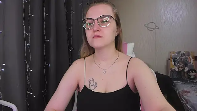 MissBrightShine online show from 04/26/26, 10:23