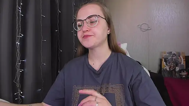 MissBrightShine online show from 02/25/26, 11:43