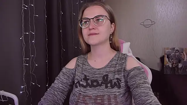 MissBrightShine online show from 09/19/25, 11:58