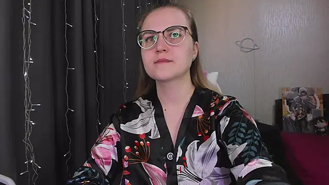 MissBrightShine online show from 02/18/26, 12:23