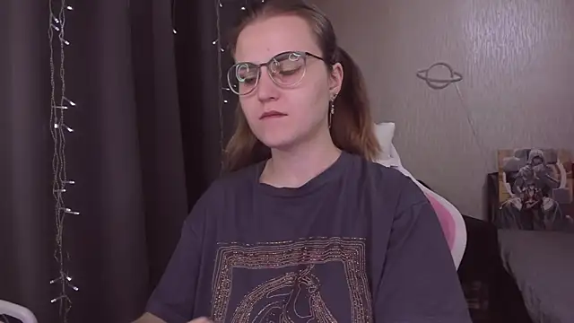 MissBrightShine online show from 11/09/25, 10:52