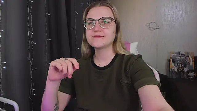 MissBrightShine online show from 03/28/26, 10:49