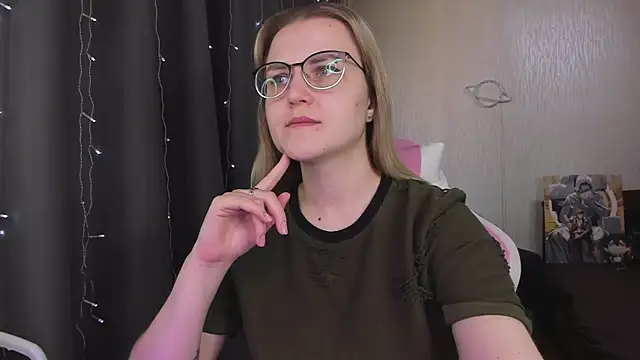 MissBrightShine online show from 03/30/26, 10:39