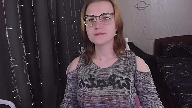 MissBrightShine online show from 03/18/25, 11:55