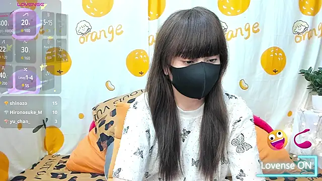 alonelove   online show from 04/11/26, 07:45