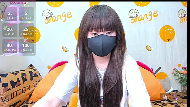 alonelove   online show from 11/08/25, 02:37