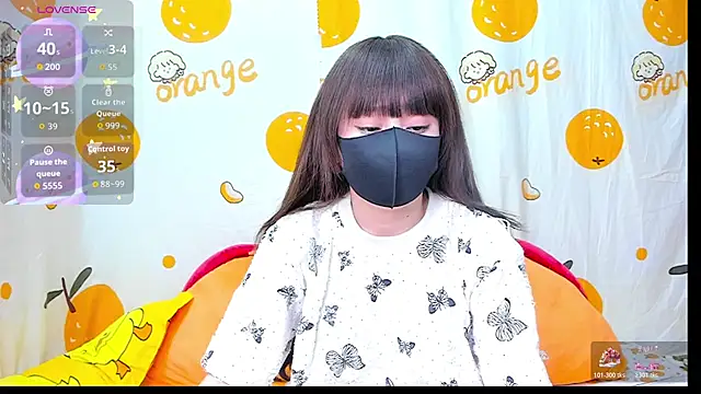 alonelove   online show from 11/15/25, 02:37