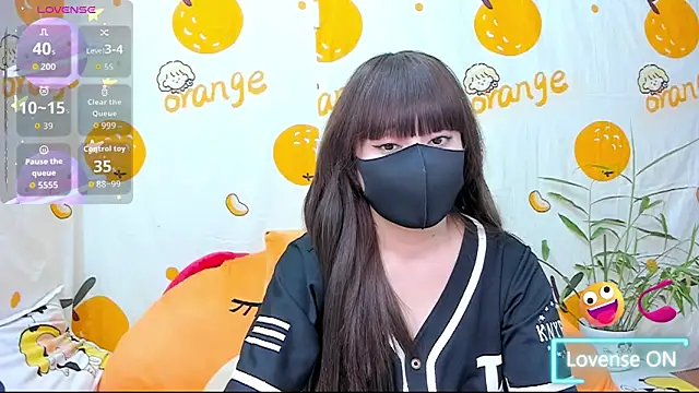 alonelove   online show from 12/05/25, 02:43