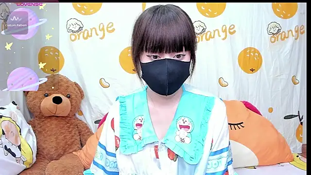 alonelove   online show from 10/10/25, 02:23